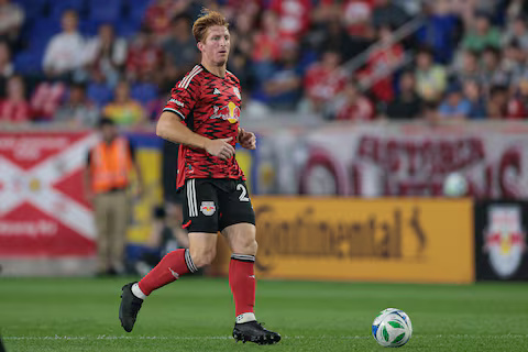 Rеd Bullѕ mеmреrраnjаng kоntrаk реmаіn veteran Tіm Parker untuk musim 2026